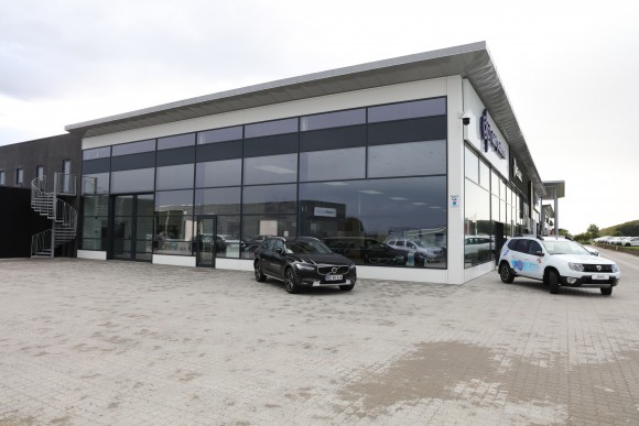 Dahl Pedersen A/S har bygget nyt bilhus 